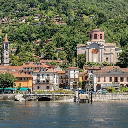 Daire La Casa Di Maddalena Stresa Centre: 2 Bed, 2 Bath, Balconies - Happy Rentals
